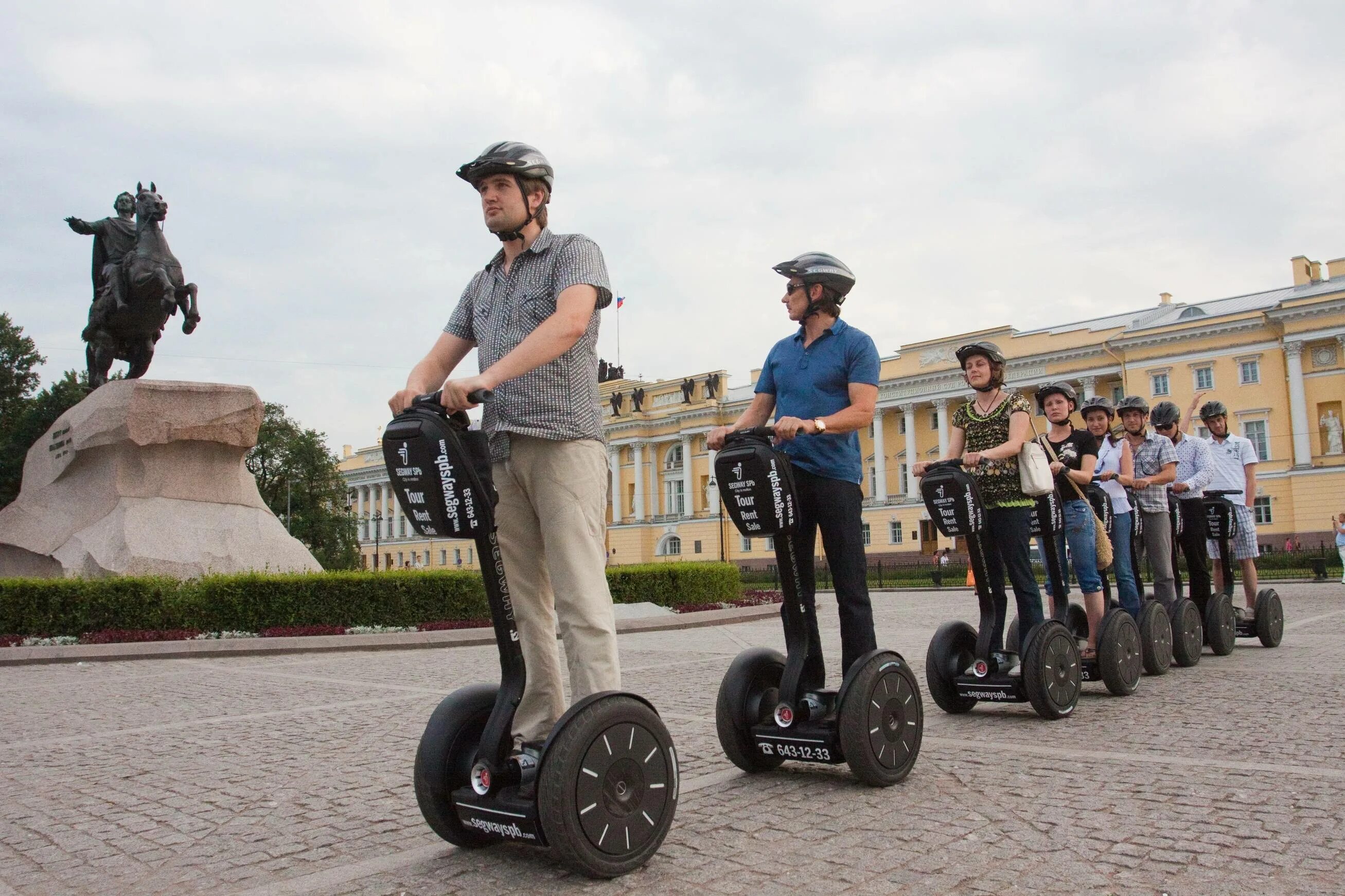 Средства передвижения человека. Segway Tour St. Petersburg. Segway p100s. Экскурсии на сигвеях. Экскурсия по Питеру на сигвеях.