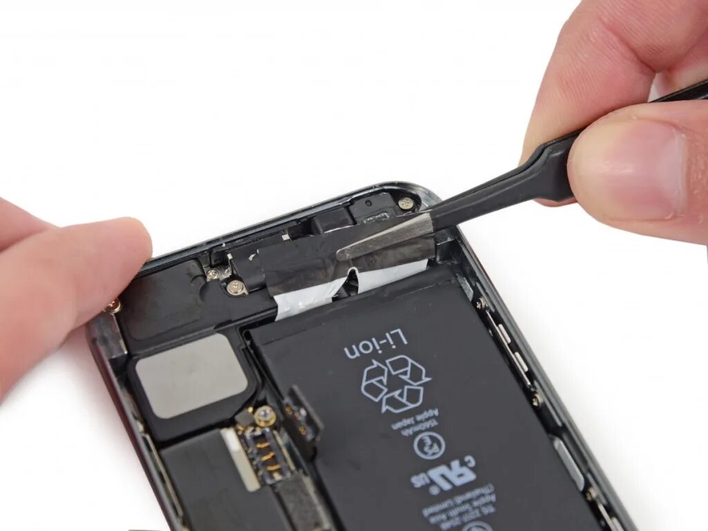 Аккумулятор 5s купить. Iphone 5s Battery. Iphone 6s Battery Replacement. Батарея iphone 5. Батарейка на айфон 5s.