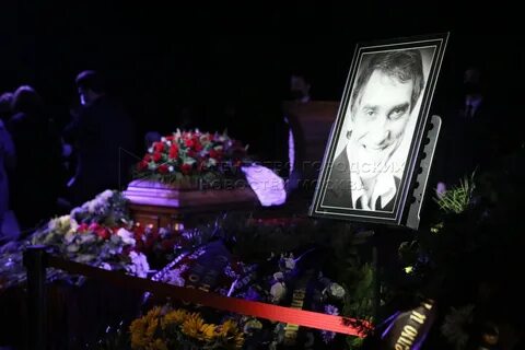 Скандал на похоронах голуб