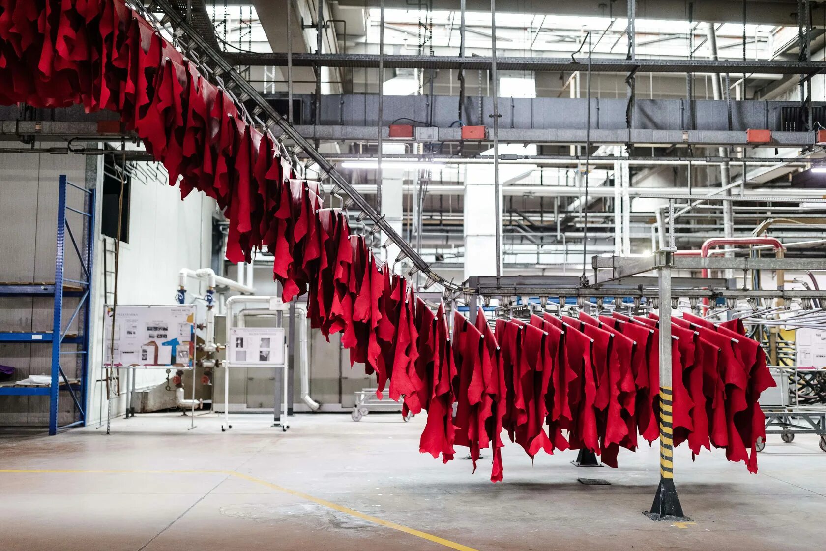 завод рязань кожзавод. кожевенное производство. рязанский кожевенный завод 1990. ярославский кожевенный завод. русская кожа, рязань, прижелезнодорожная улица, 52.