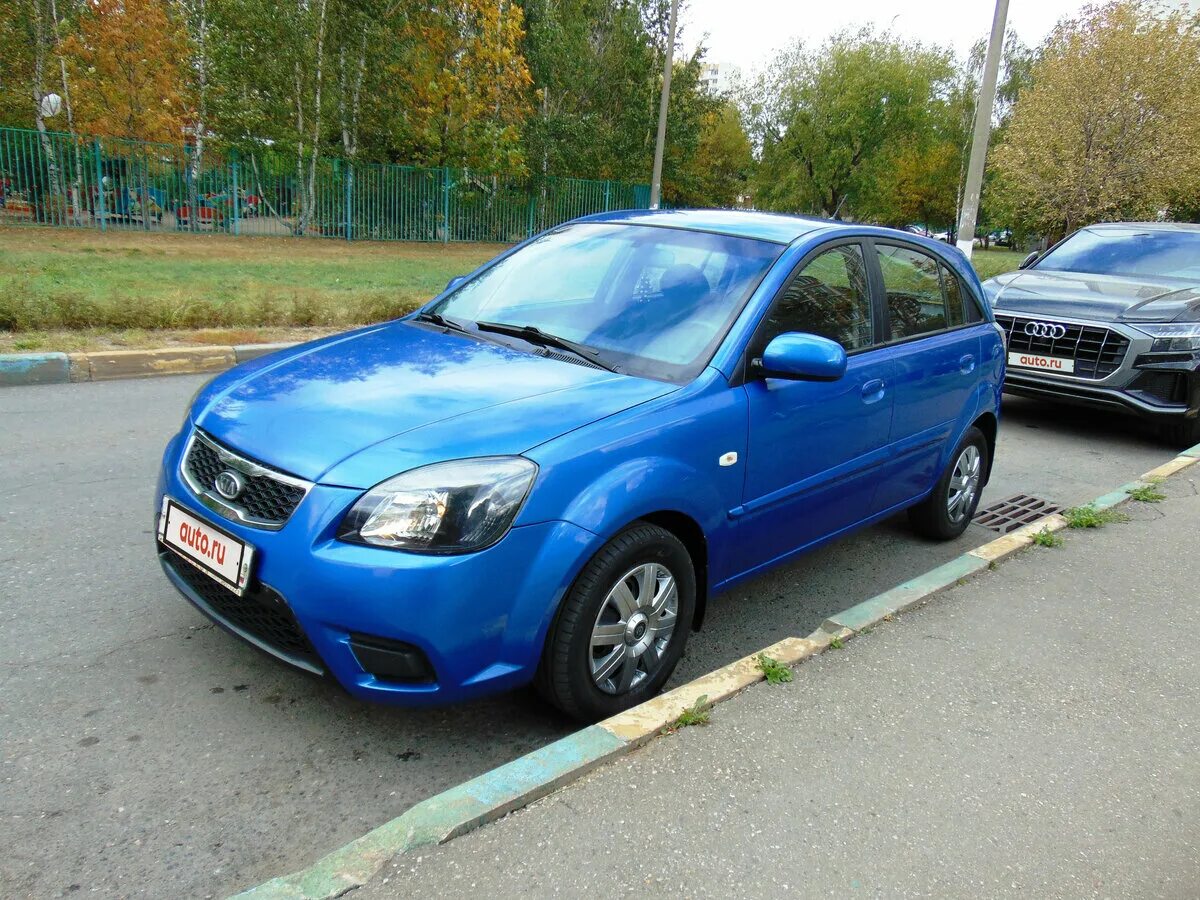 Купить киа рио 2011г. Kia Rio 2011 1.4. Киа Рио 2011 хэтчбек 1.4. Kia Rio 2 2011. Kia Rio 2011 1.4 автомат.