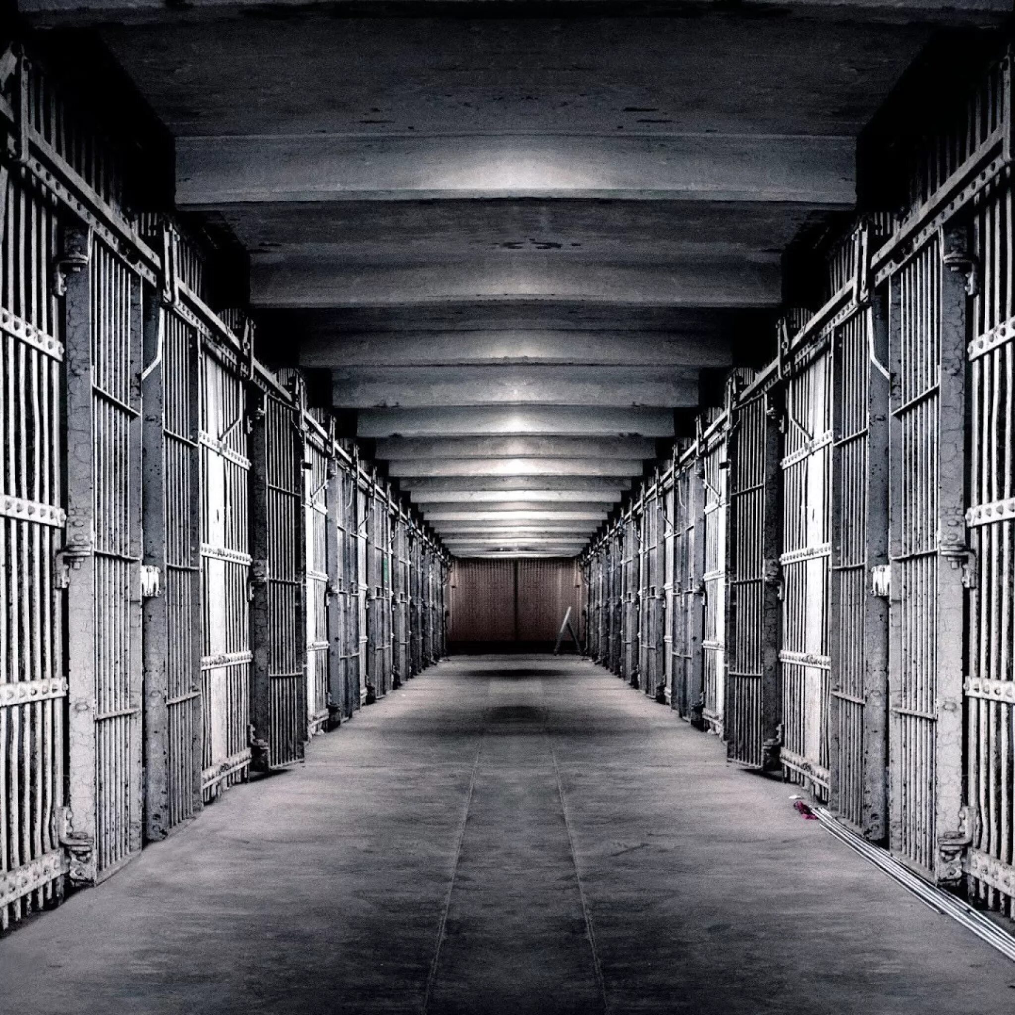 Prison loop