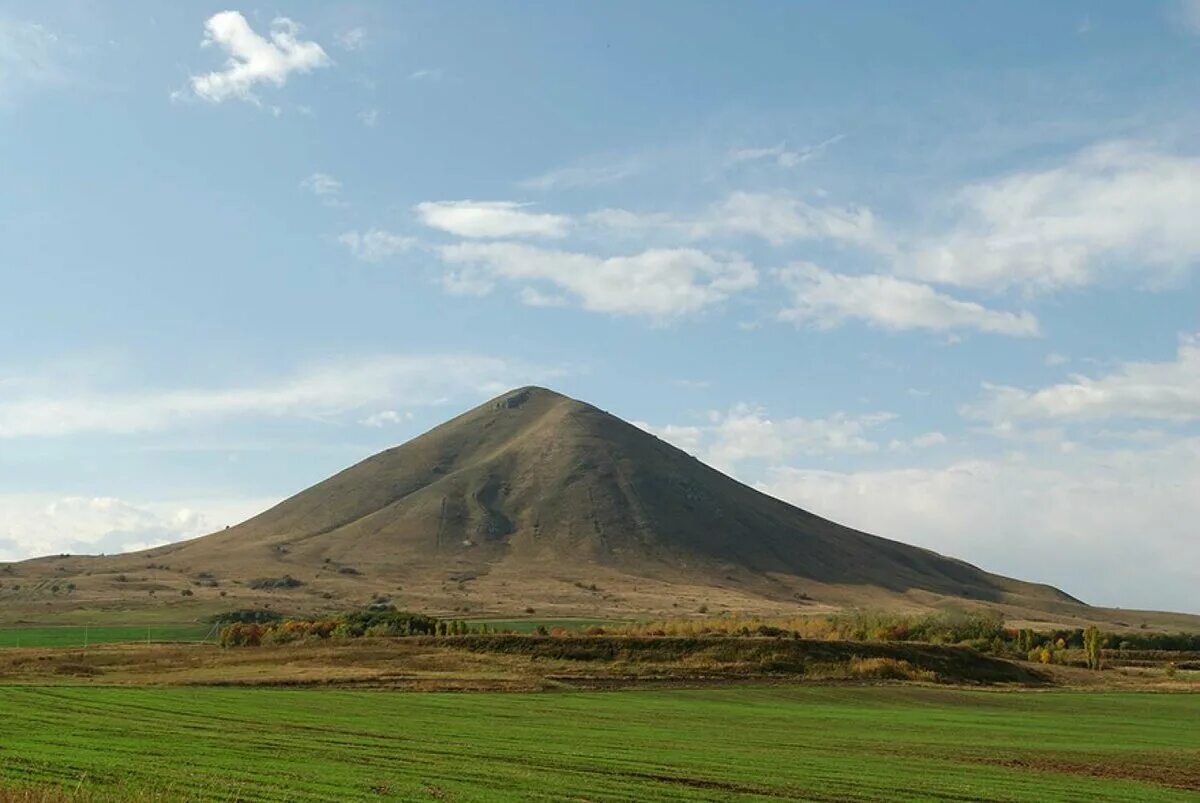 гора джуца пятигорск. эльбрус потухший вулкан. ставропольские вулканы. ставропольские вулканы. проект на тему вулканы.