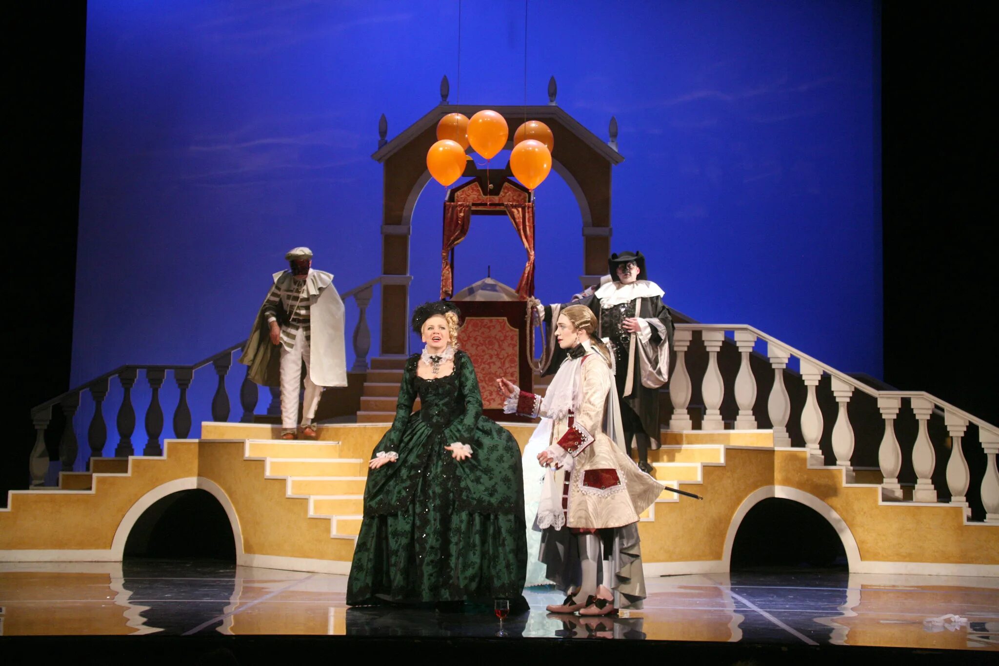 венецианские близнецы театр волкова. венецианские близнецы спектакль тула запись спектакля. драмтеатр калуга венецианские близнецы. венецианские близнецы гольдони. венецианские близнецы спектакль.