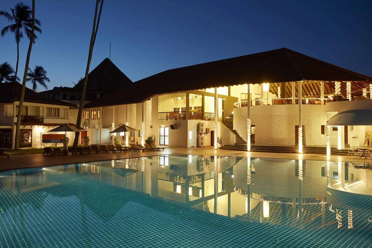 Dickwella resort 4. Отель Dickwella Resort. Диквелла Шри Ланка. Диквелла Шри Ланка отель. Пляж Диквелла Шри Ланка.