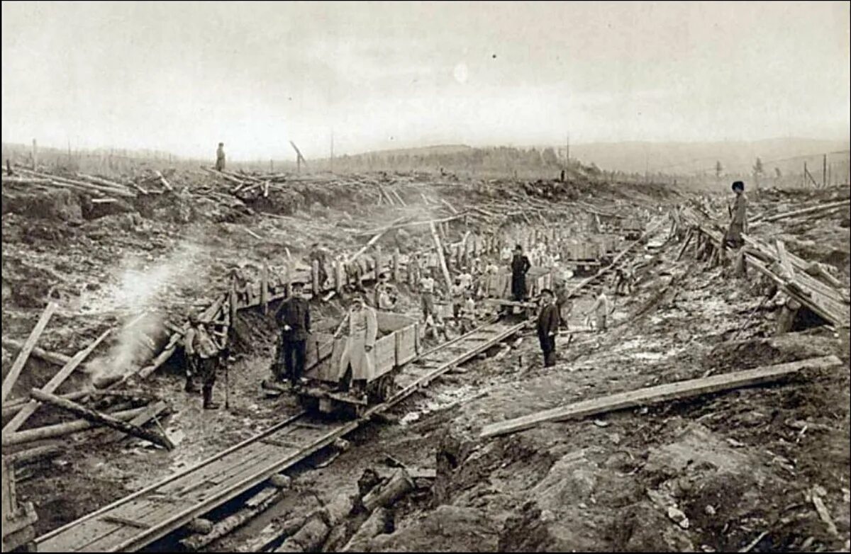 Петербургско московская железная дорога 19 век. Первая железная дорога в российской империи. Начало строительства железных дорог. Начало строительства железных дорог. Амурская железная дорога в 1890.