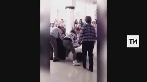 Избили аниматоров