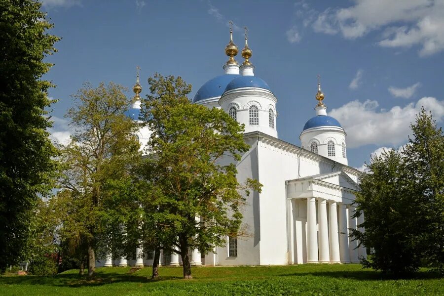 Мещовске калужской губернии. Церковь благовещения пресвятой богородицы мещовск. Мещовск храм. Мещовск калужская область. Мещовске калужской губернии.
