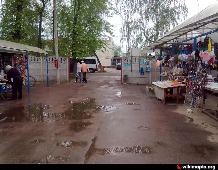 Суземский поселковый рынок. Барахолка Суземка. Стройматериалы Суземка. Суземка Вокзальная улица 16 г