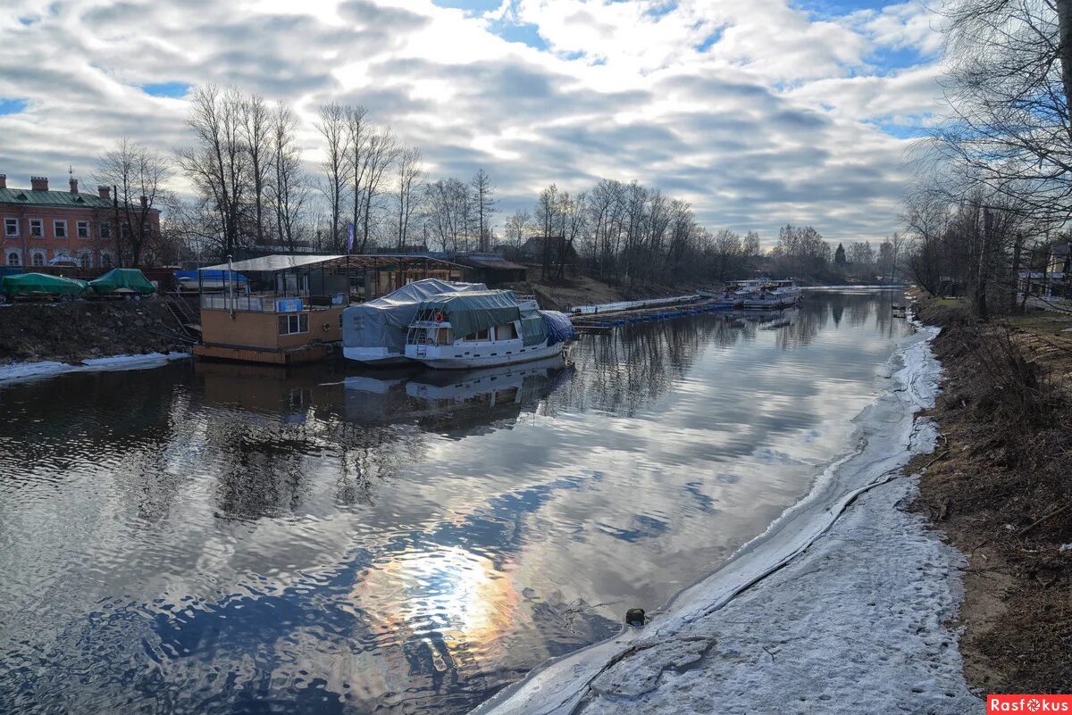 Прогноз погоды в усть ижоре спб. Усть-ижора достопримечательности. Усть-ижора ленинградская. Улица труда усть ижора. Поселок усть-ижора санкт-петербург.