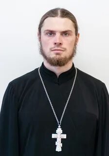 Священник клирик