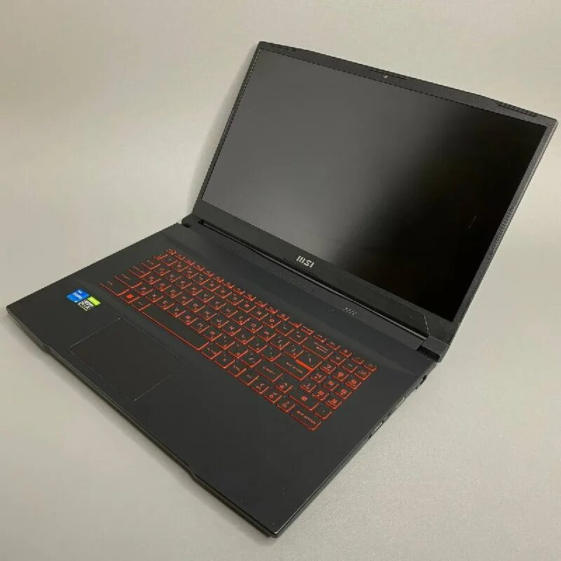 17. Msi gf63 11. Ноутбук игровой msi katana gf76 11sc-677xru. Gf76 katana 11sc-483xru. Msi gf63 nvme.
