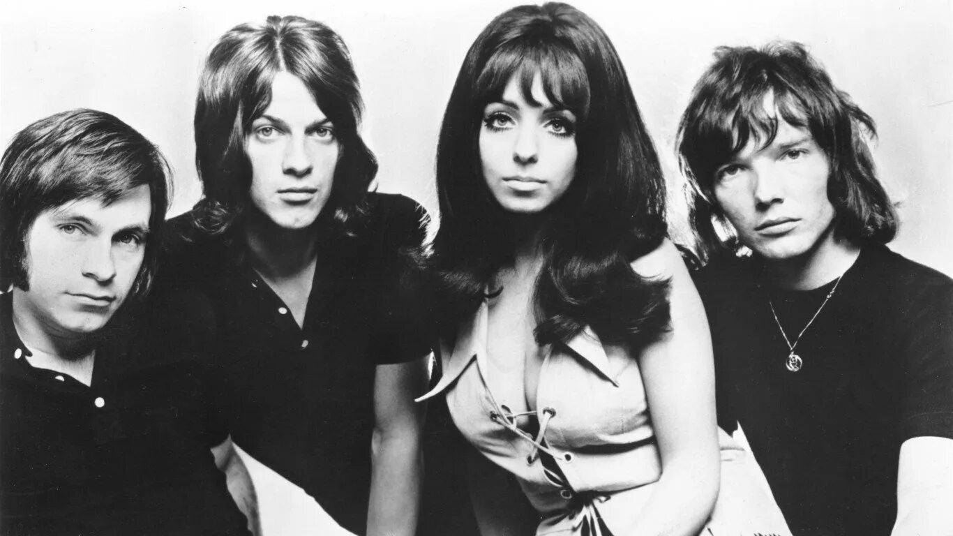 Группа Shocking Blue. Группа Шокин Блю. Группа Shocking Blue Маришка Вереш. Робби Ван Леувен и Маришка Вереш. Музыка зарубежных групп