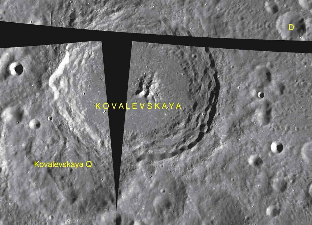 Ковалевская (лунный кратер). Лунный кратер Софьи Ковалевской. Кратер Дельпорт на Луне. Лунный кратер и астероид в честь Софьи Ковалевской.