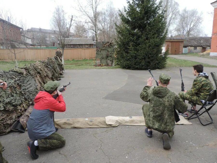 Военные новости брянской. Брянская область Новозыбков Военная часть. Клуб Патриот в г.Новозыбкове.