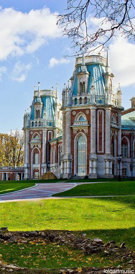 Великокняжеский дворец московского кремля. Дворцы и соборы в москве. Патриарший дворец с церковью двенадцати апостолов москва. Патриарший дворец московского кремля. Санкт петербург елизаветинское барокко.