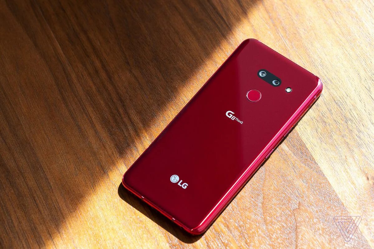 Ред 8 телефон. LG g8 Red. LG g8 THINQ. LG g8s THINQ. LG g8 THINQ Korea.