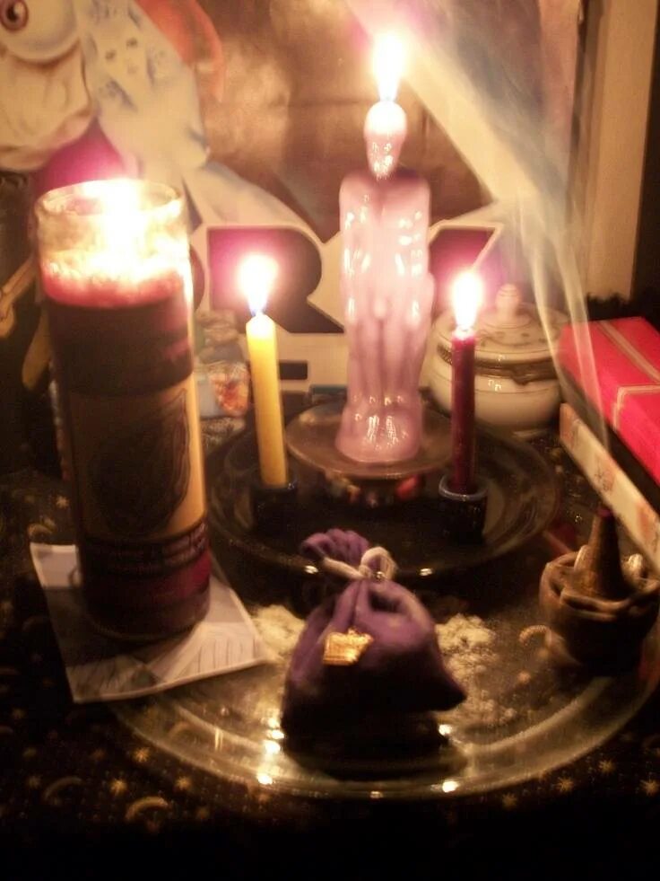фото обрядов. магические свечи. любовный приворот. ритуалы со свечами. приворотная магия.