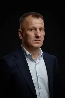 Генеральный директор холдинговой компании