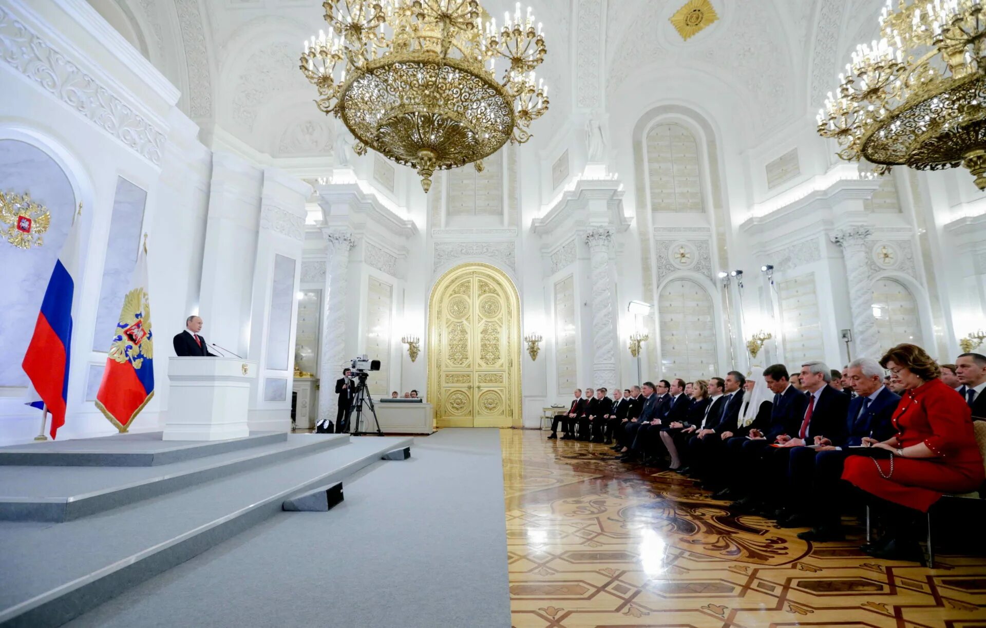 Заседания палат федерального собрания рф. Федеральное собрание. Законодательное собрание России. Зал федерального собрания РФ. Фед6радльное соб.