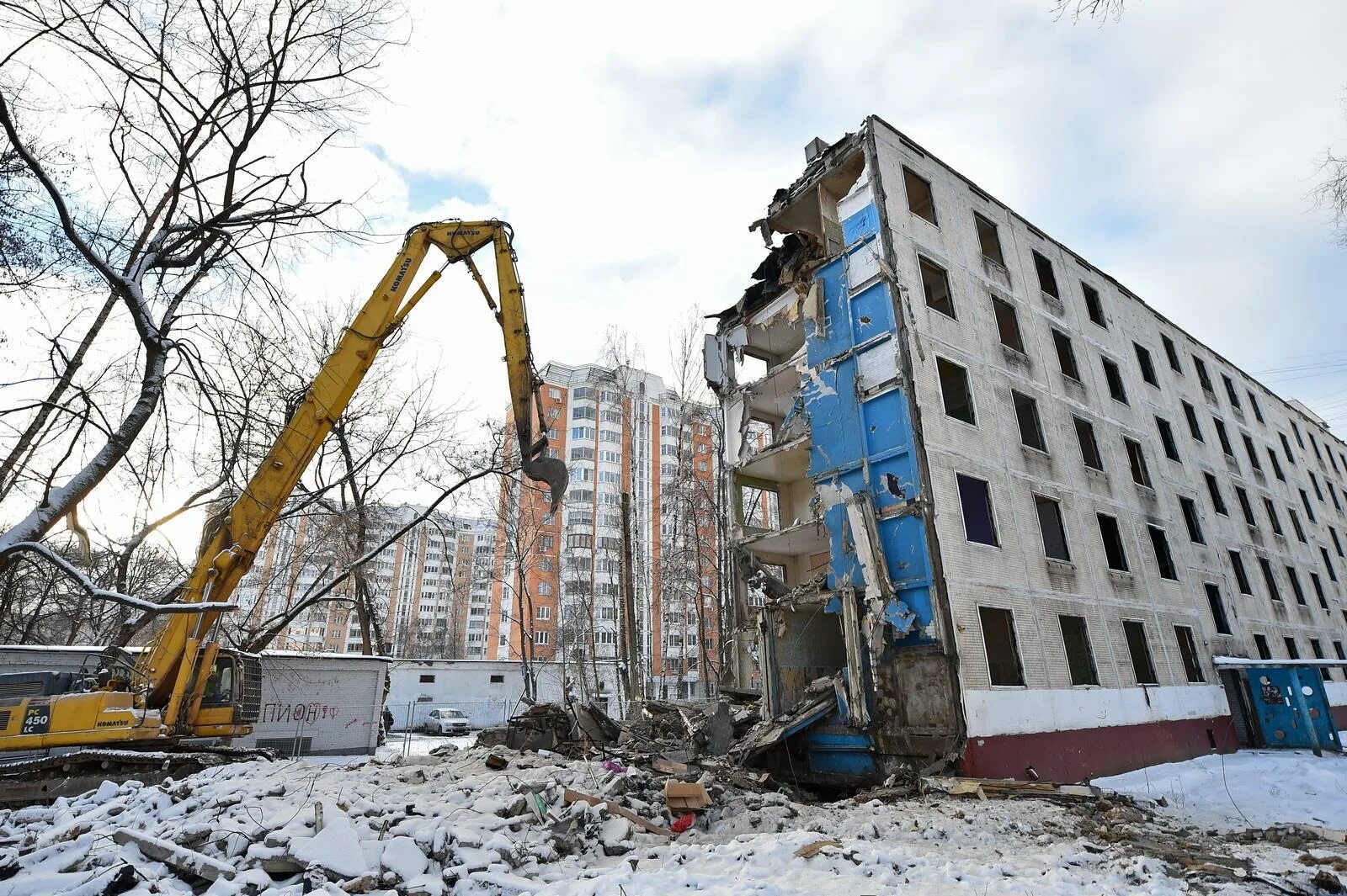 Снос домов в московской области. Реновация пятиэтажек. Хрущевка реновация в Москве. Реновация в Москве снос. Снесенные пятиэтажки в Москве.