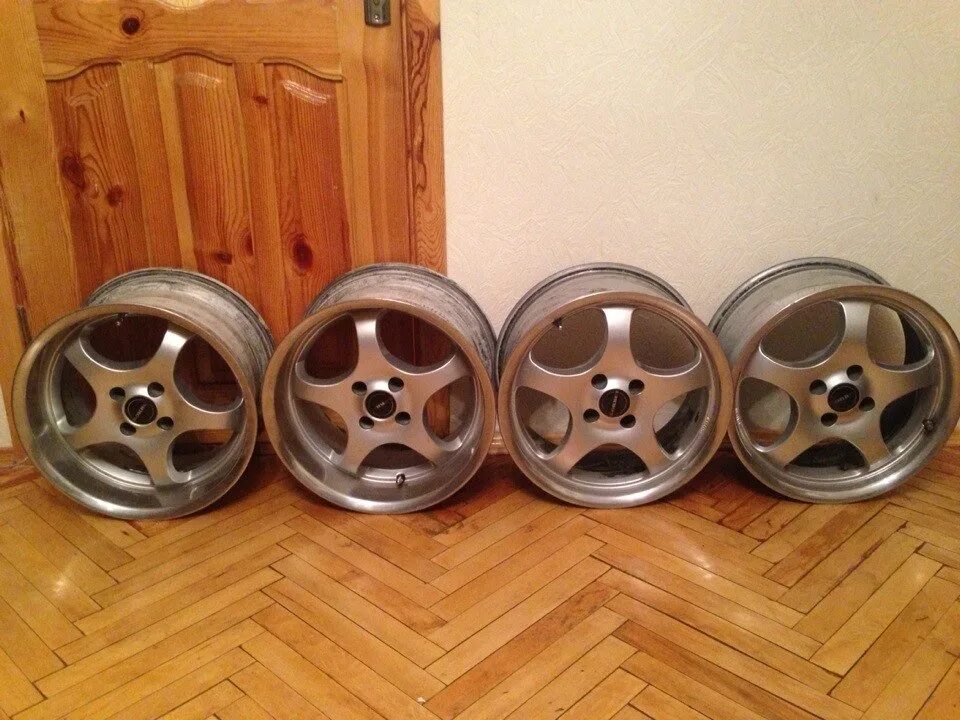 Borbet r16 4x100. Borbet r16 9j bmw e30. Borbet r16. Borbet r16 4x100. Борбет а r16.