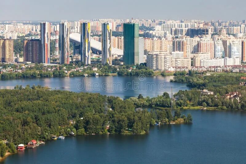 Мякинино жара. Павшинская пойма красногорск. Пляж шор хаус москва. Вегас москва торговый центр красногорск. Москва река павшинская пойма.