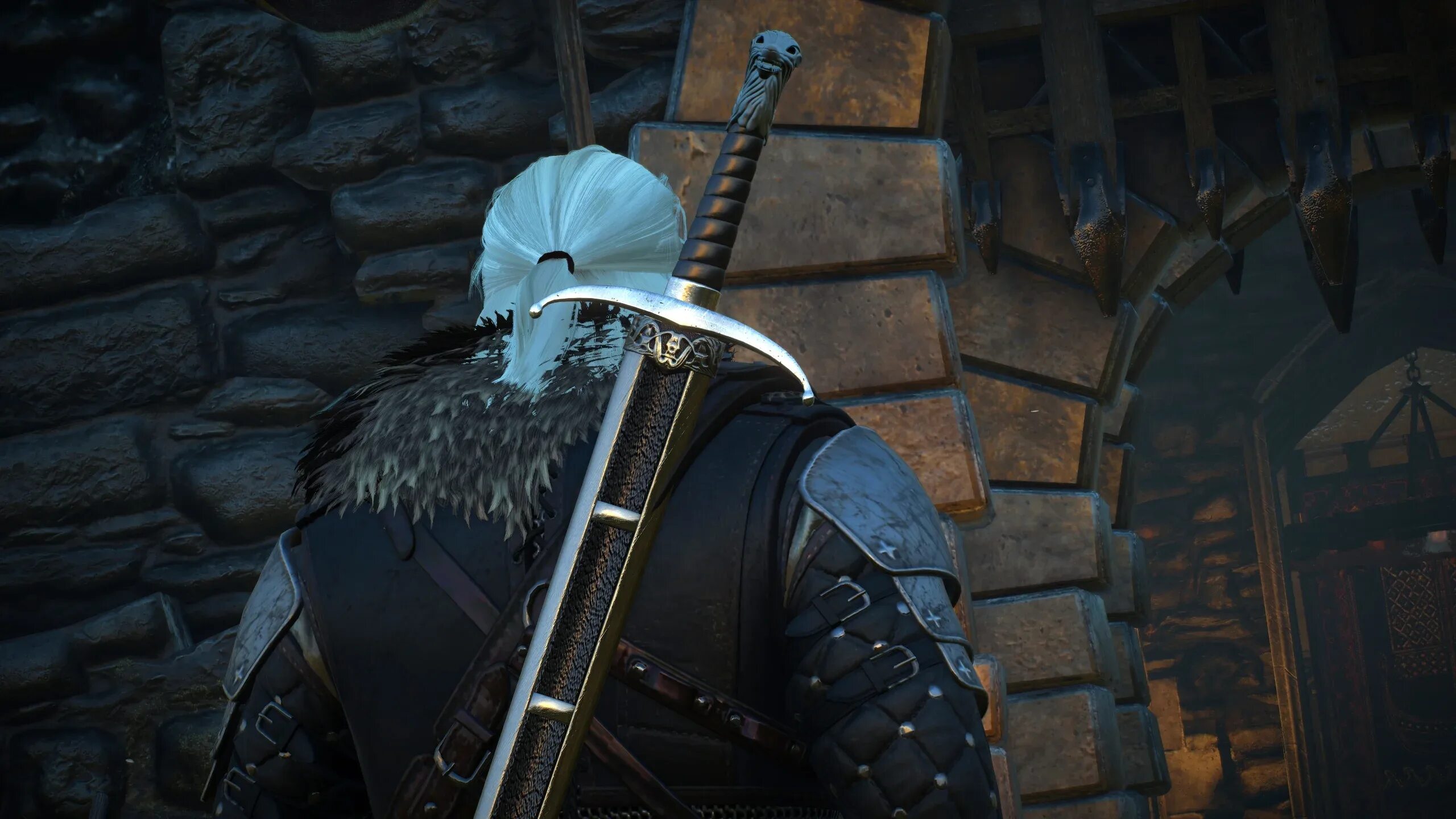 Меч ведьмака арондит. Меч дикой охоты ведьмак 3. Серебряный ведьмачий меч. Ведьмак меч геральта. Witcher 3 меч.