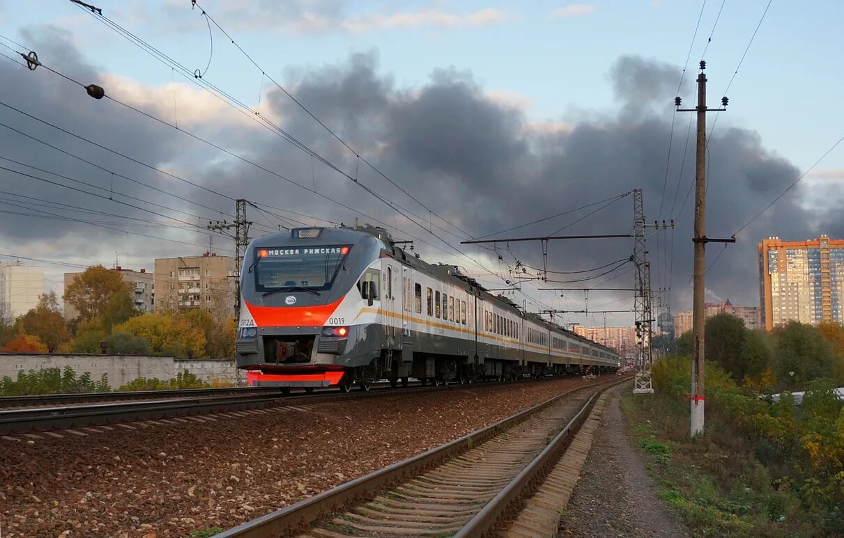 Эп2д электропоезд. Эп2д 0019. Станции электричек Павшино. Электричка Павшино. Электричка снегири нахабино сегодня