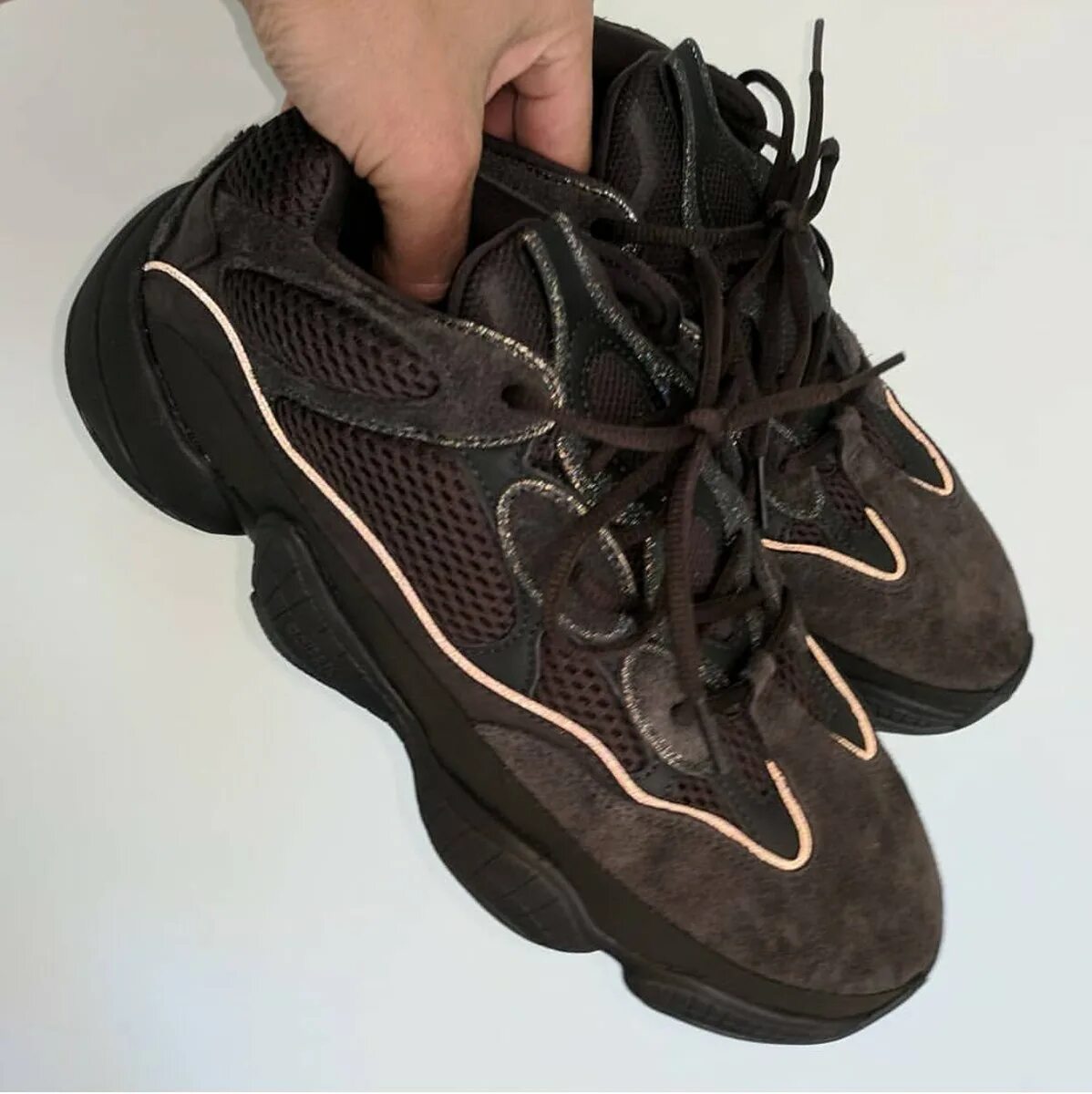 Adidas Yeezy 500 Utility Black. Adidas Yeezy 500 Black. Адидас 500 Yeezy. Adidas Yeezy Utility Black. Шнуровка изи