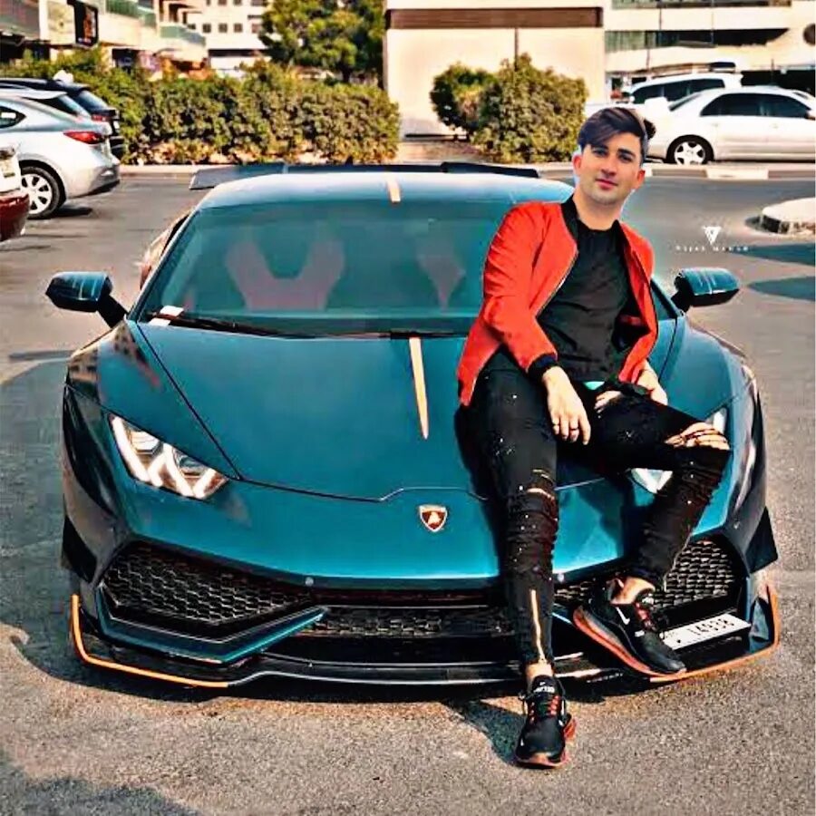 Мальчик за рулем. Фотосессия мальчика с машиной. Boys have cars and. Driving in cars with boys. High boy машина.