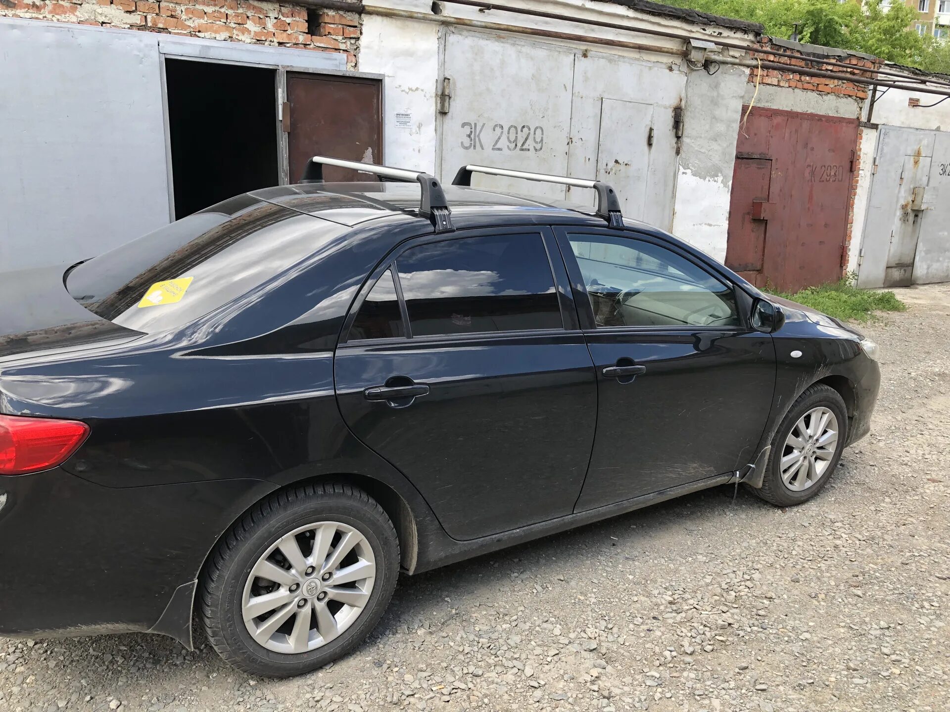 Купить багажник на короллу. Багажник на крышу Toyota Corolla e150. Багажник на крышу Тойота Королла 150. Багажник на крышу Тойота Королла 150 кузов. Багажник на крышу Тойота Королла 120.