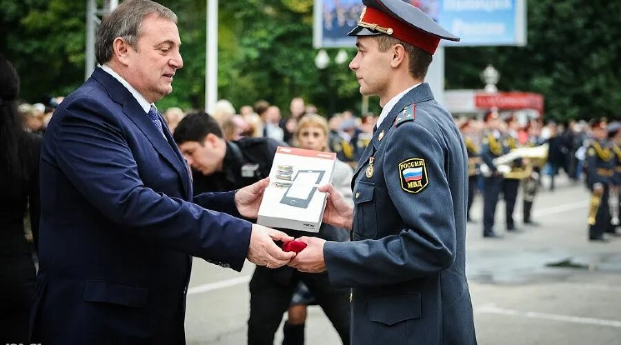 Полиция сочи горького. Полиция сочи. сочинская полиция. «полицейский сочи полицейский. форма полиции в сочи.