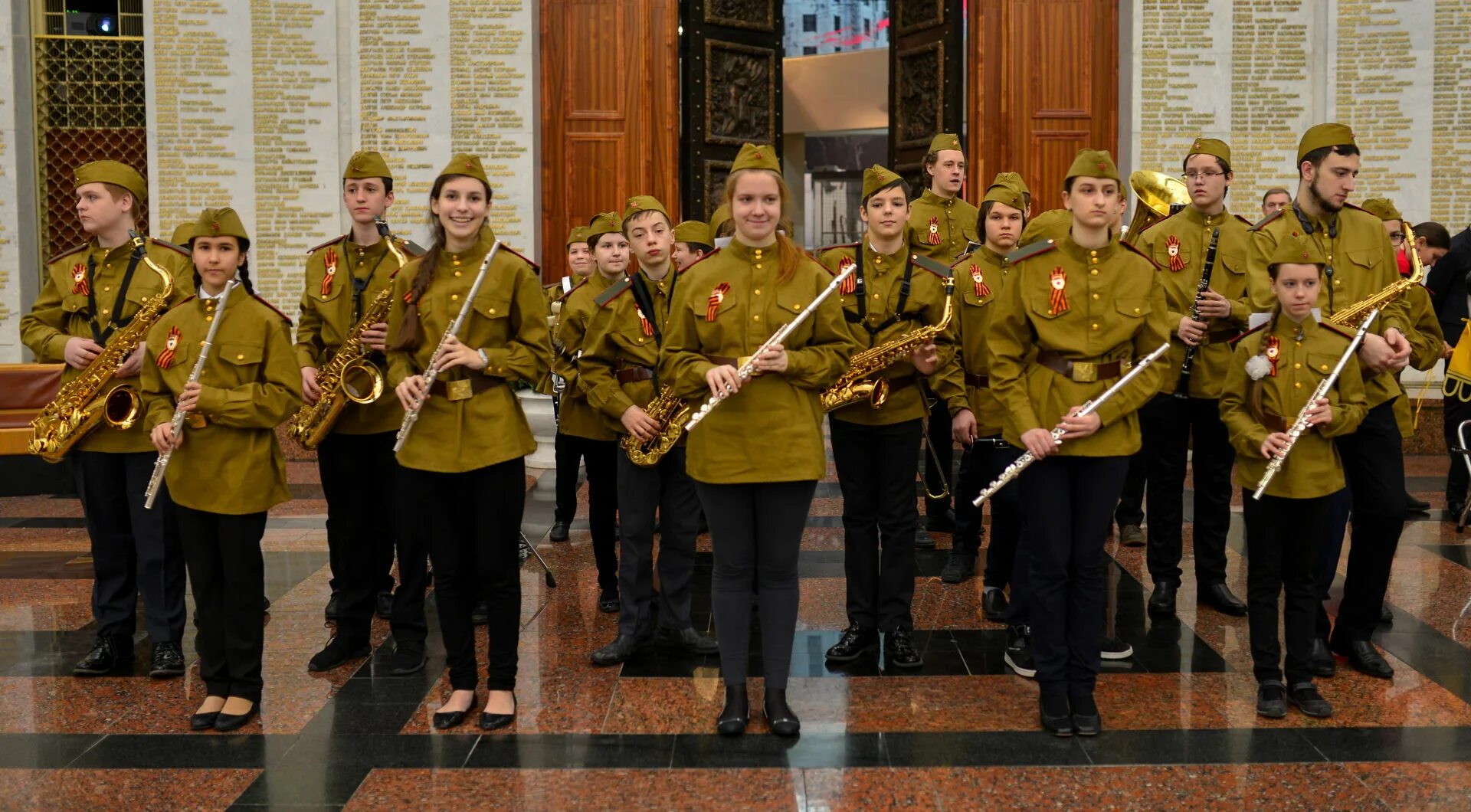 Оркестр Барокко плюс ришат Имаев. Музей Победы Москва концерт оркестра. Духовой оркестр музей Серпухов. Детский духовой оркестр.