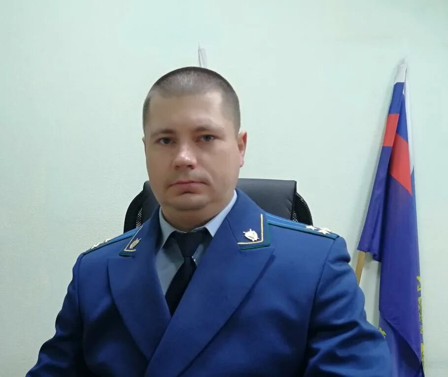 Прокурор г камышина волгоградской области фото Камышинская городская прокуратура вручила представление директору школы Камышинс