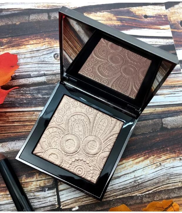 Glow highlighter. Burberry fresh glow highlighter 04. burberry fresh glow highlighter. burberry fresh glow highlighter swatches. burberry компактная пудра fresh glow.