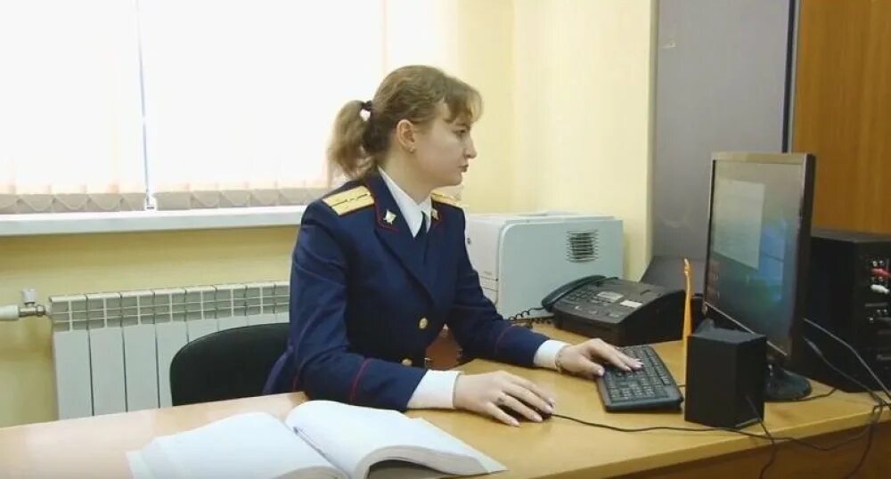 Следственный комитет оренбург сотрудники. Следователи оренбург. Адвокат хамитова оренбург. Следователи оренбург. Шалкар следователь в реальной жизни.