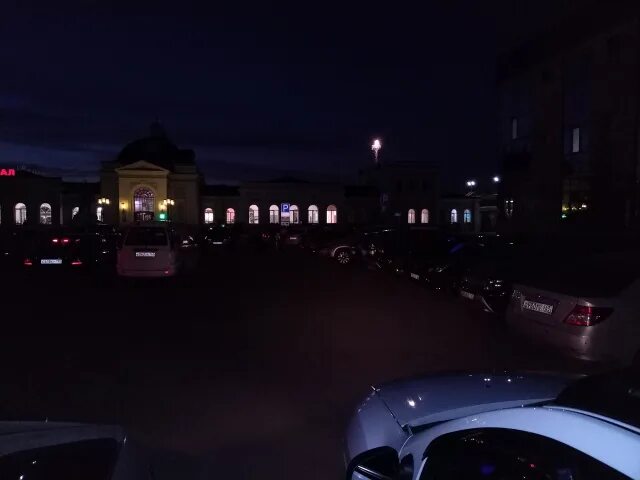 Почему так темно на улице сегодня. Вокзал сызрань вечер. город в темноте. сызрань красивые фото набережной.