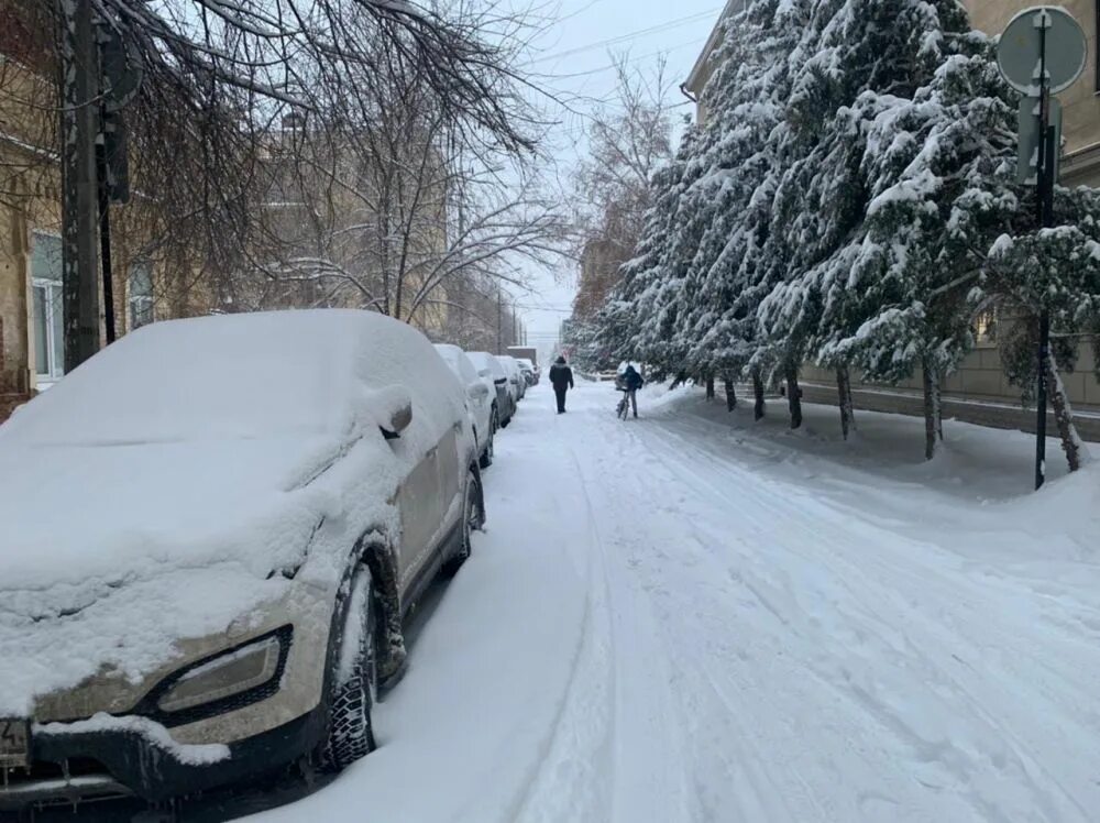 Снег не отступает. Снегопад в Острогожске. 19 Декабря снега было. Ставрополь снег в мае.