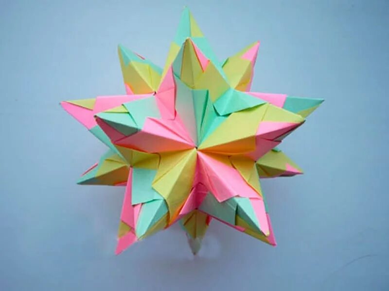 Счастье оригами. Кусудама Острун. Кусудама шар звезда. Оригами шар кусудама. Модуль кусудамы супершар.