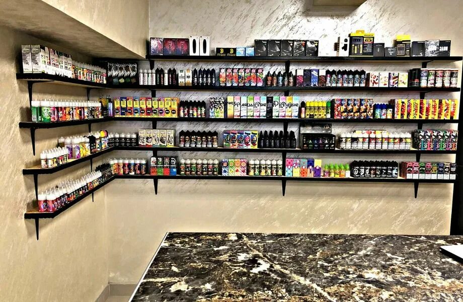 Vape shop Краснодар. Vape shop вывеска. Табак вейп шоп. Вэйпшоп рядом.