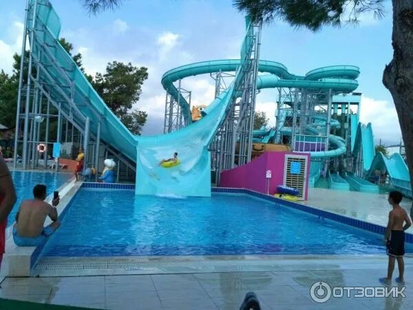 Аквапарк бриз в хосте. Кемер турция аквапарк. kingdom of sea кемер аквапарк. турецкий детский аквапарк кемер. аквапарки турции кемер новый.