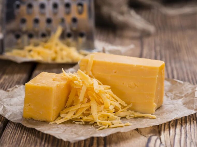 Соус чеддер. Фото сыра колби. Сыр чеддер red leicester. Сыр чеддер желтый. Сыр чеддер красный.