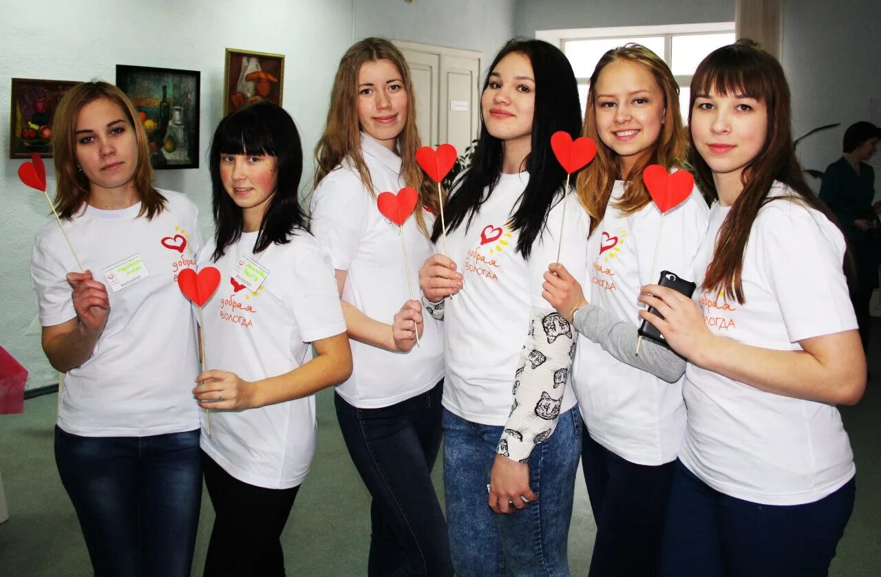 Вологодский колледж сервиса вологда. Волонтеры вологодская область. волонтеры черкесск колледж. картинки вологда волонтеры. семенова яна евгеньевна вологда волонтеры победы.