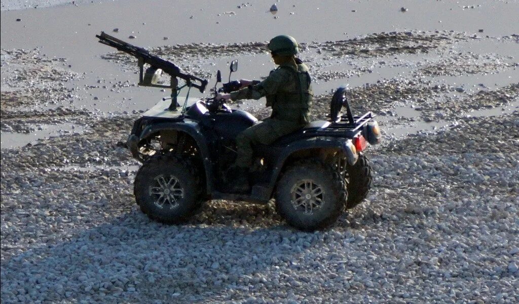 Военный квадроцикл. РМ 500 квадроцикл военный. Армейский мотовездеход ам-1. Военный мотовездеход РМ-500 6х4. Военный квадроцикл ам 1 2023.