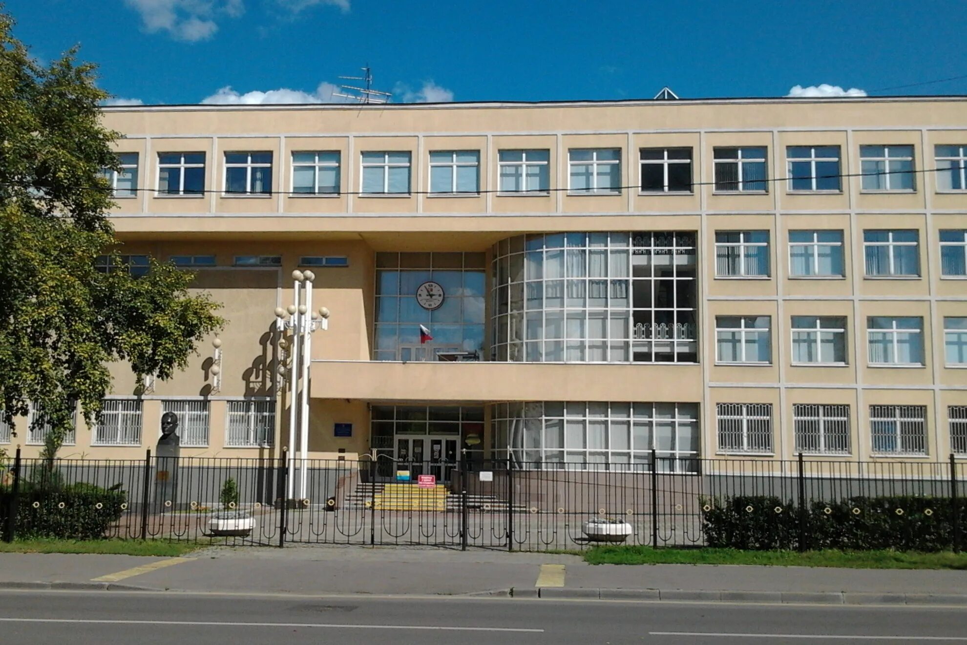 Моники 11 корпус. Москва, ул. 268 школа москва улица щепкина 24 а. Щепкина 68. Моники 15 корпус.