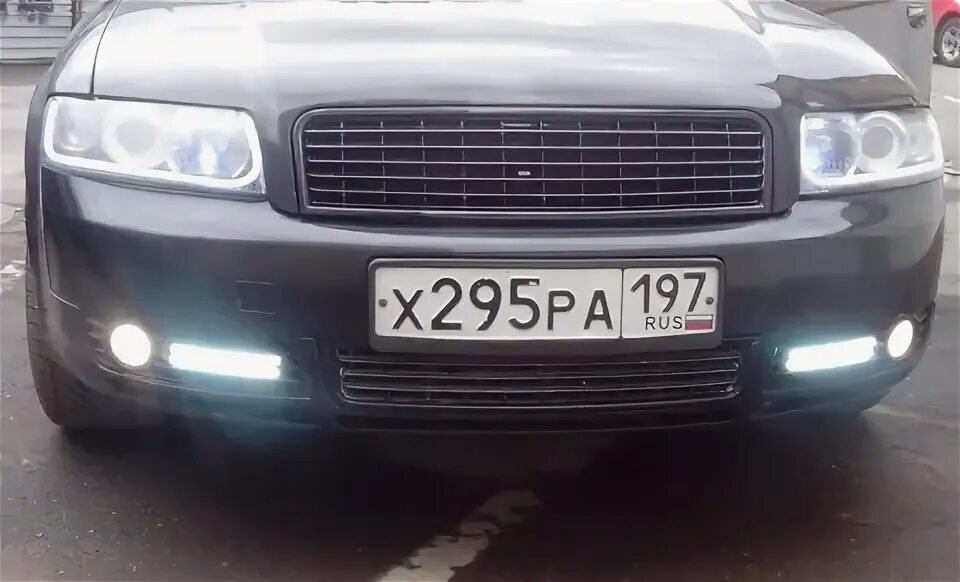 Фары противотуманные ауди а4. Противотуманки Audi a4 b6. Решетки противотуманок Ауди а4 б6 s-line. Противотуманки Ауди а4 б5. Противотуманные фары Ауди а4 б5.