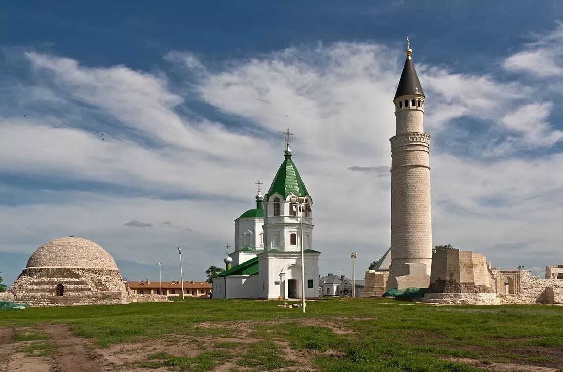 Включи булгара. Историко-археологический комплекс Булгар в Татарстане. Татарстан Булгар древний город. Музей-заповедник Булгар. Заповедник «Городище Булгар».