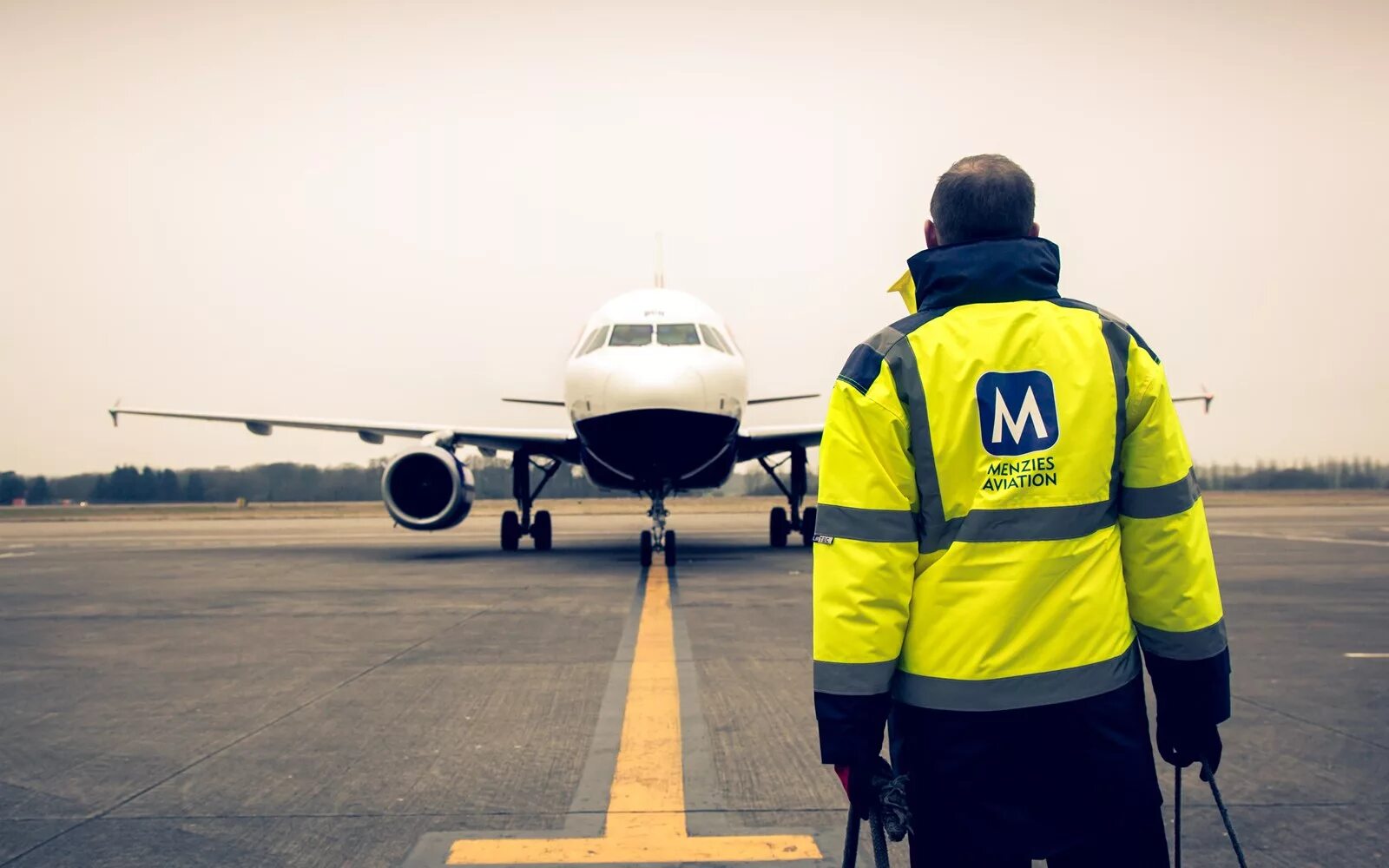Menzies Aviation. National Aviation services Company. Air Cargo. Aviation service Group. Aviation services