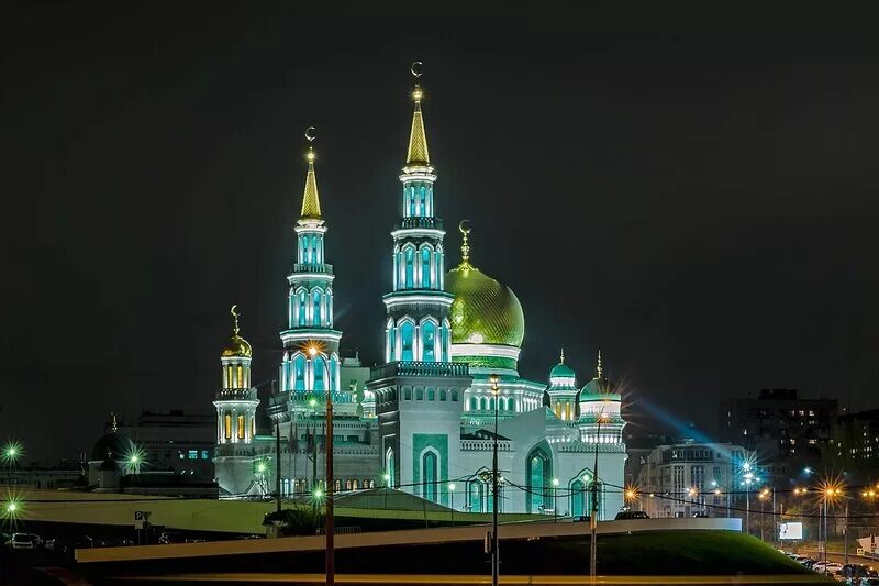 Московская соборная мечеть фото. Ночная Соборная мечеть Москвы. Мечеть в Москве на проспекте миратночью.